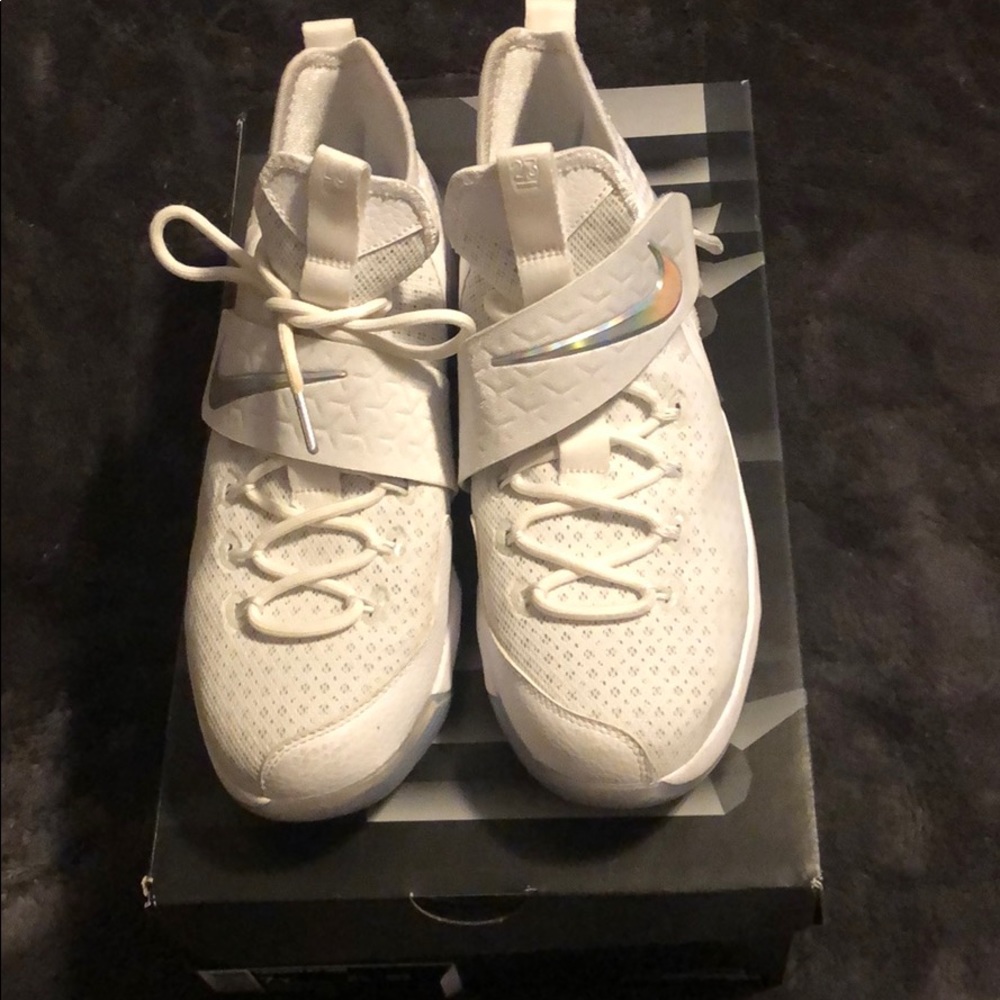 New Lebron XV (GS) 7Y